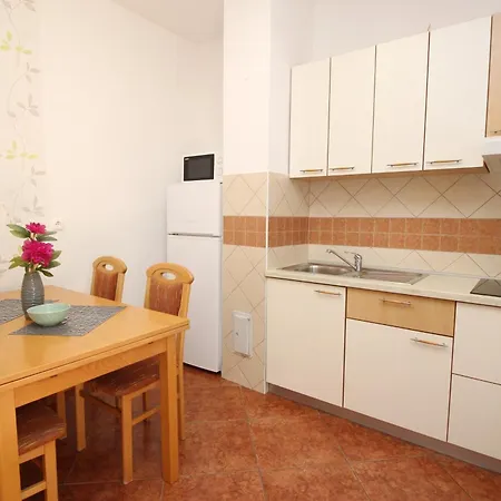 Apartman By The Sea Baska, Krk - 18775 Baska (Krk)