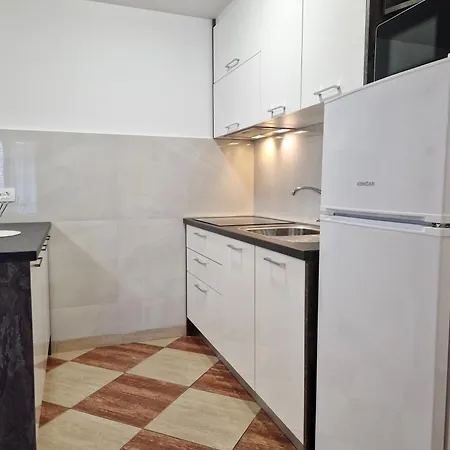 Apartman By The Sea Baska, Krk - 18775 Baska (Krk)